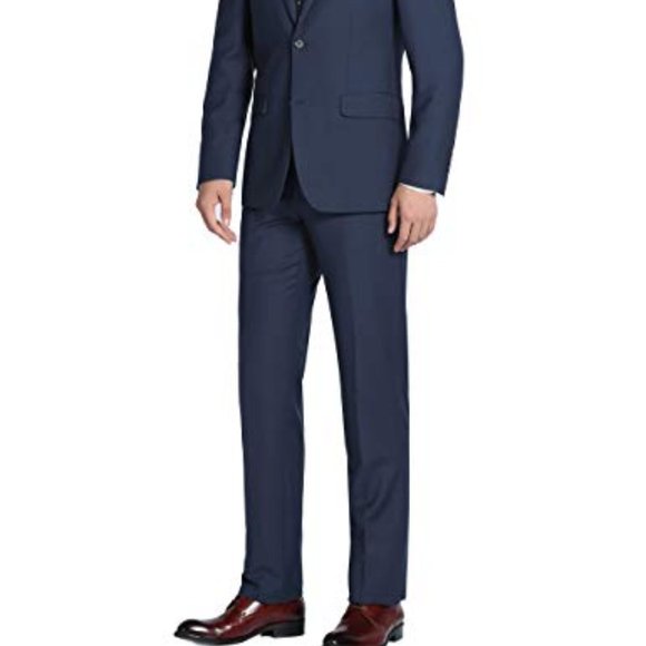 Suit - Picture 3 of 3
